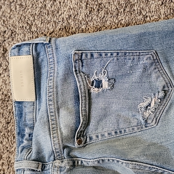 AWESOME LOW WAIST DISTRESSED SKINNY JEANS - Picture 7 of 11